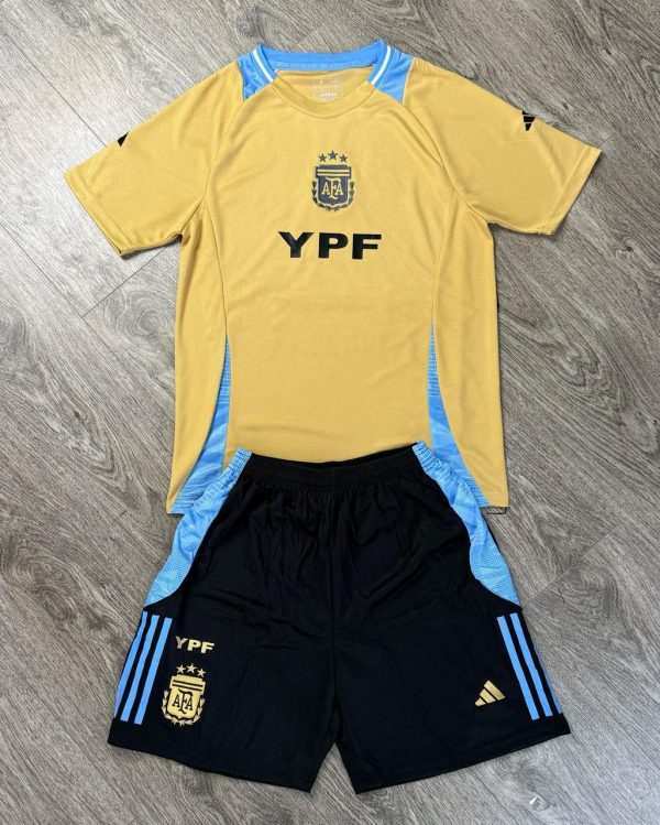 Uniforme Importado manga Corta AAA