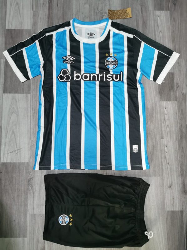 Uniforme Importado manga Corta AAA